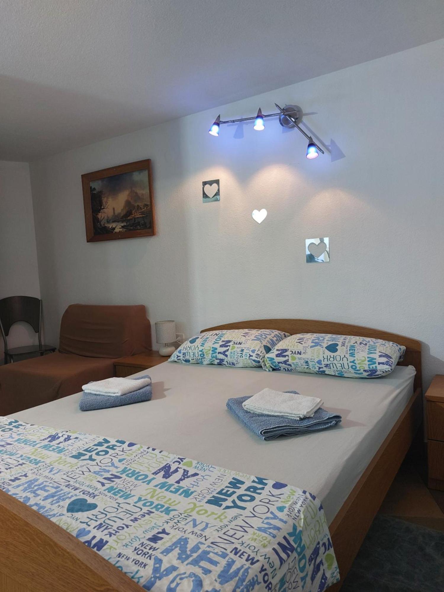Apartmani Damir Kazija Pakoštane Eksteriør billede